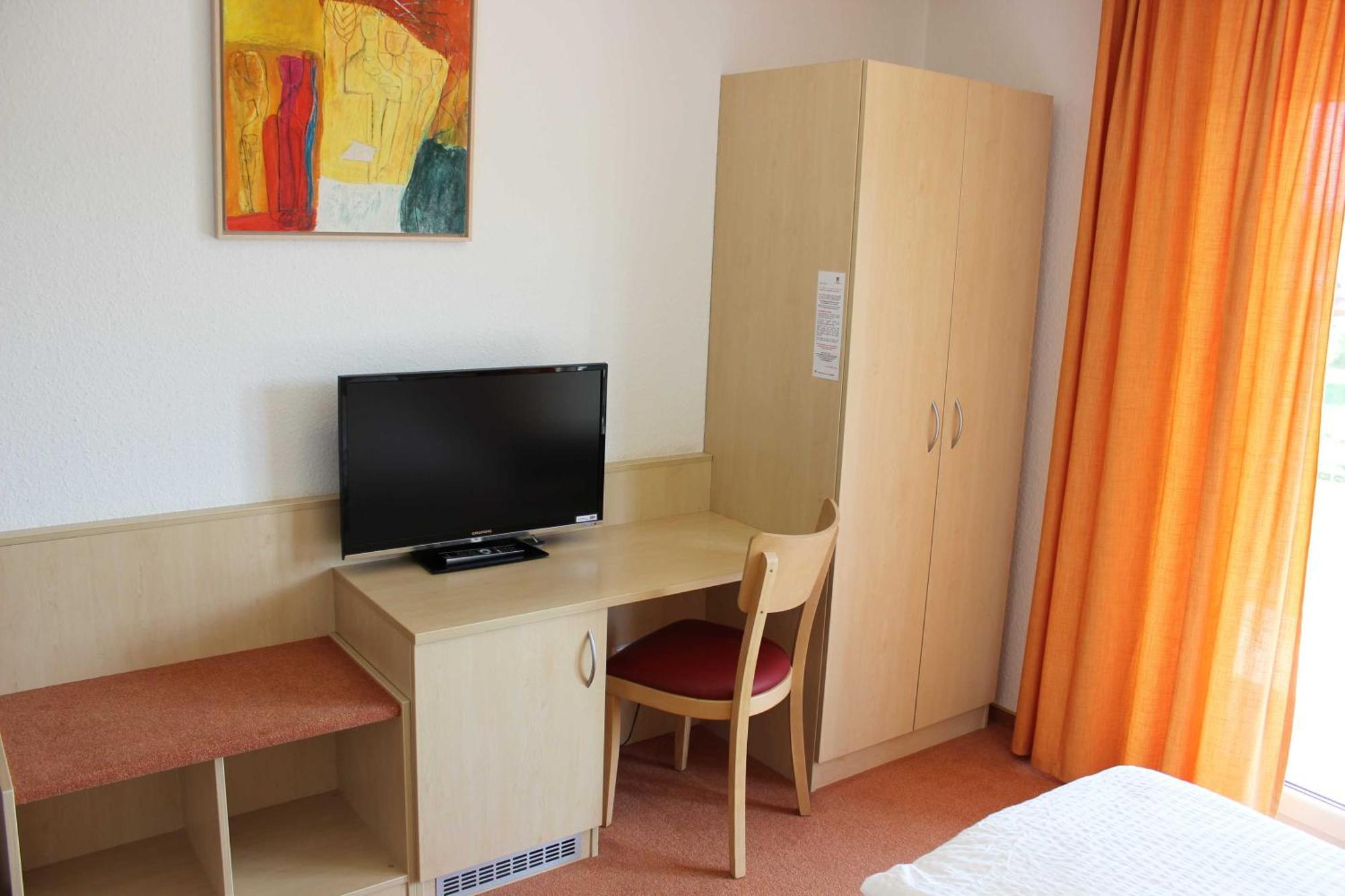 Gaestehaus Zum Wolffenturm Lehrensteinsfeld Номер фото